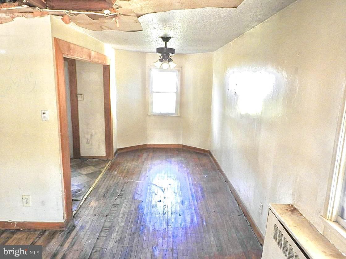 905 Springfield Road photo 8
