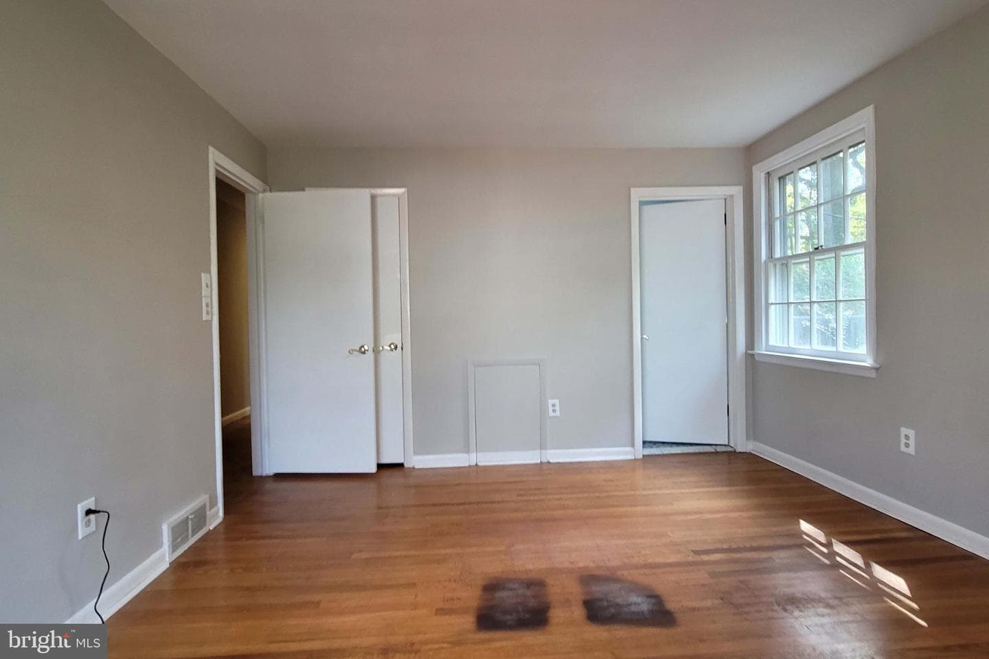120 Snyder Lane photo 13