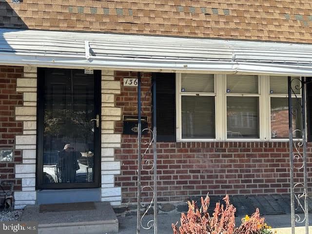 136 Chadwick Avenue photo 2