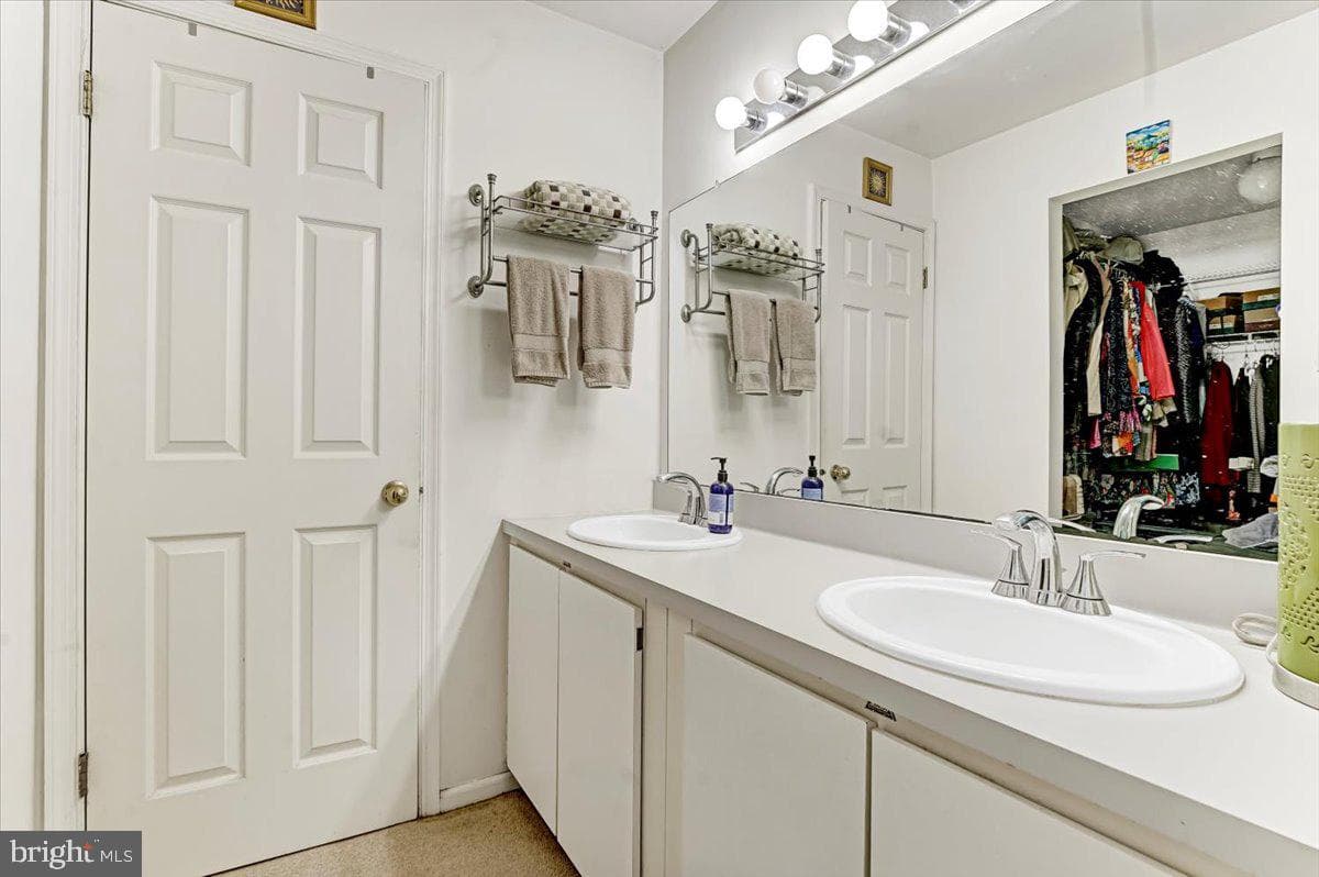 56 Bayberry Court photo 13