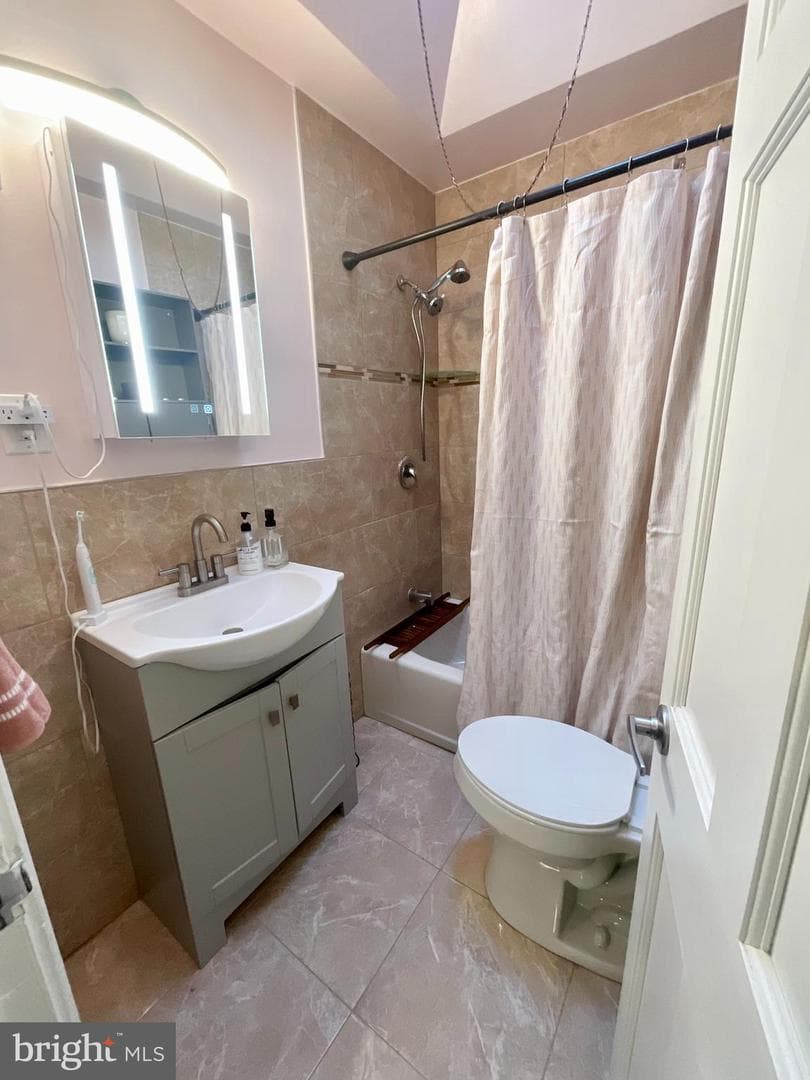 3822 Plumstead Avenue photo 8