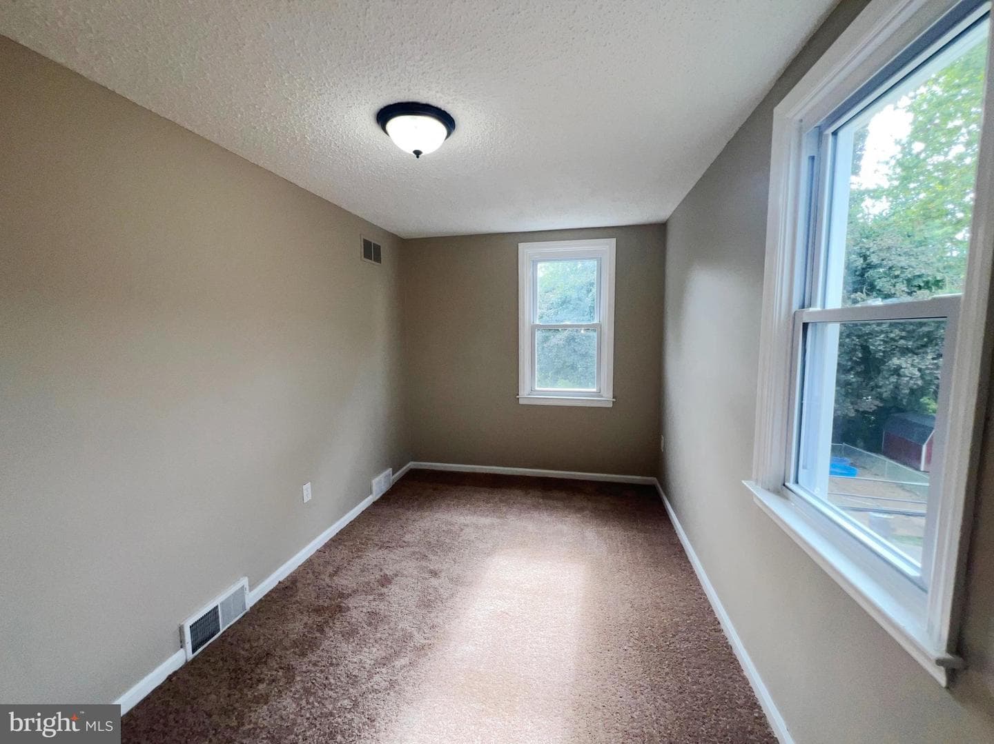 23 Acres Drive photo 12
