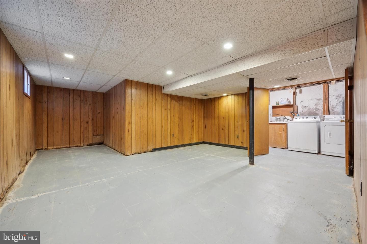 722 Sproul Road photo 20