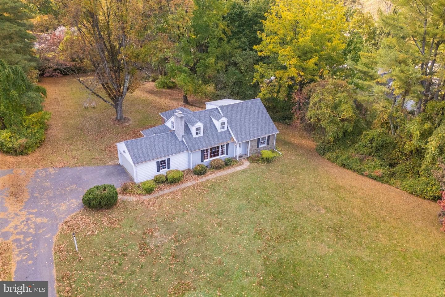 722 Sproul Road photo 26