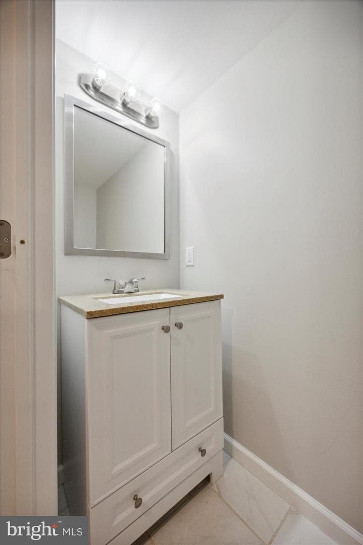 1372 Harrington Road photo 23