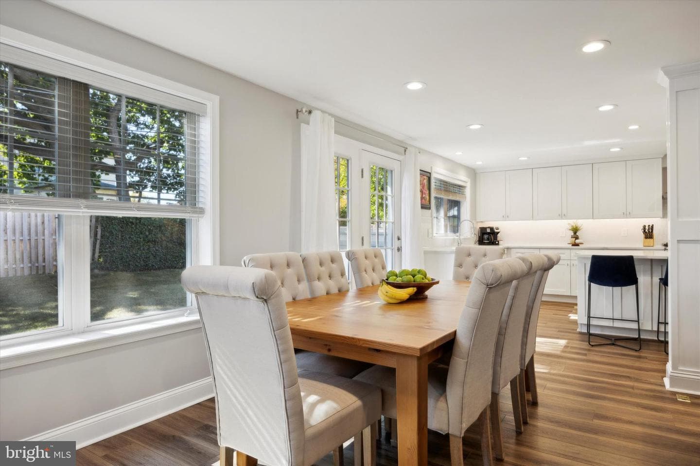 1372 Harrington Road photo 4