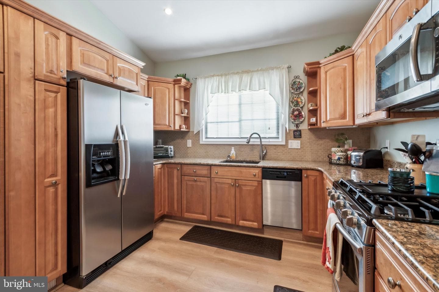 1010 Primos Avenue photo 6