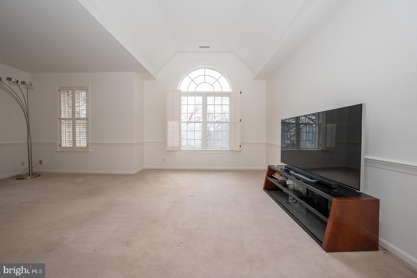 107 Leighton Drive photo 32