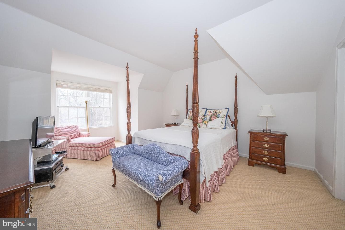 107 Leighton Drive photo 40