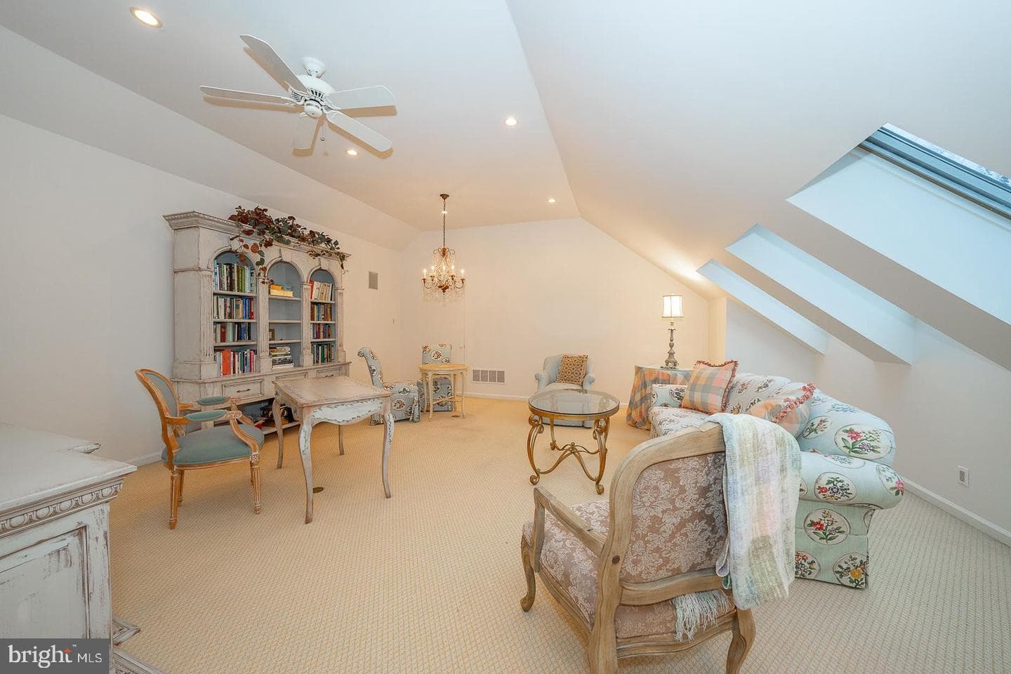 107 Leighton Drive photo 44