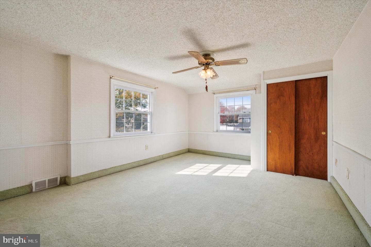 25 West Avenue photo 16
