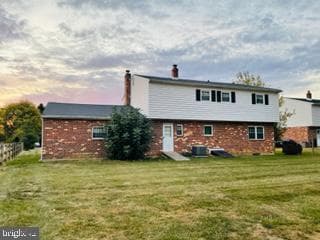 432 Kristine Court photo 3