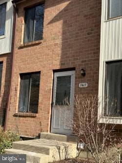 7417 Hilltop Drive photo 2