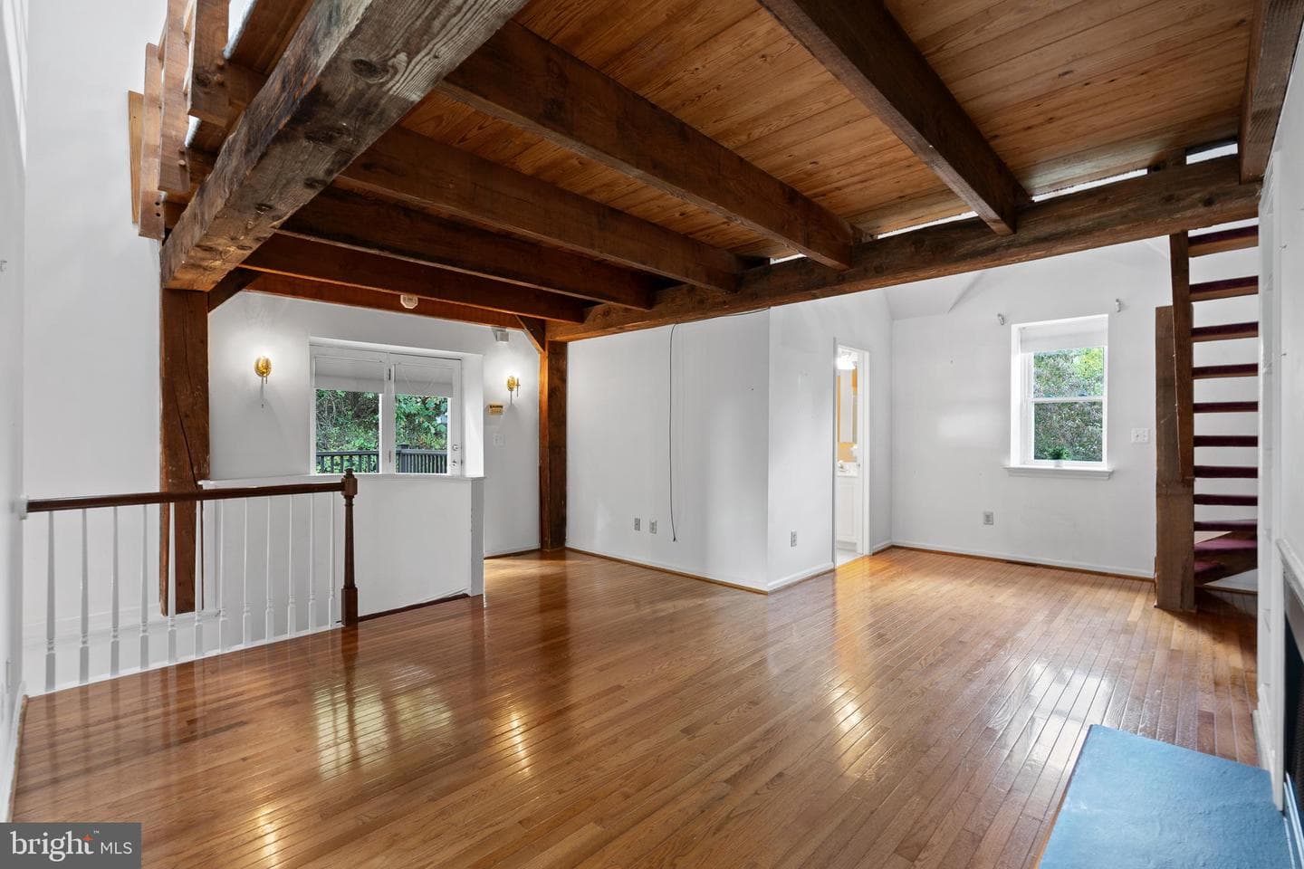 247 Moria Place photo 15