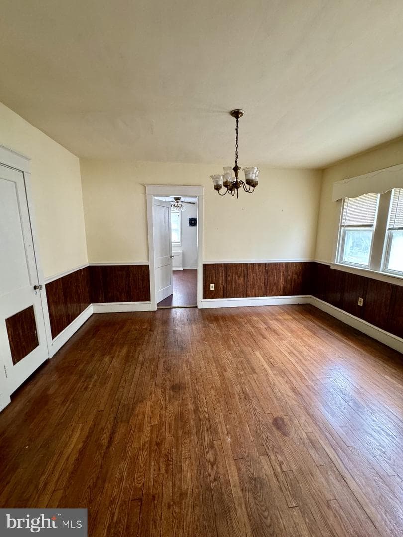 431 S Scott Avenue photo 3
