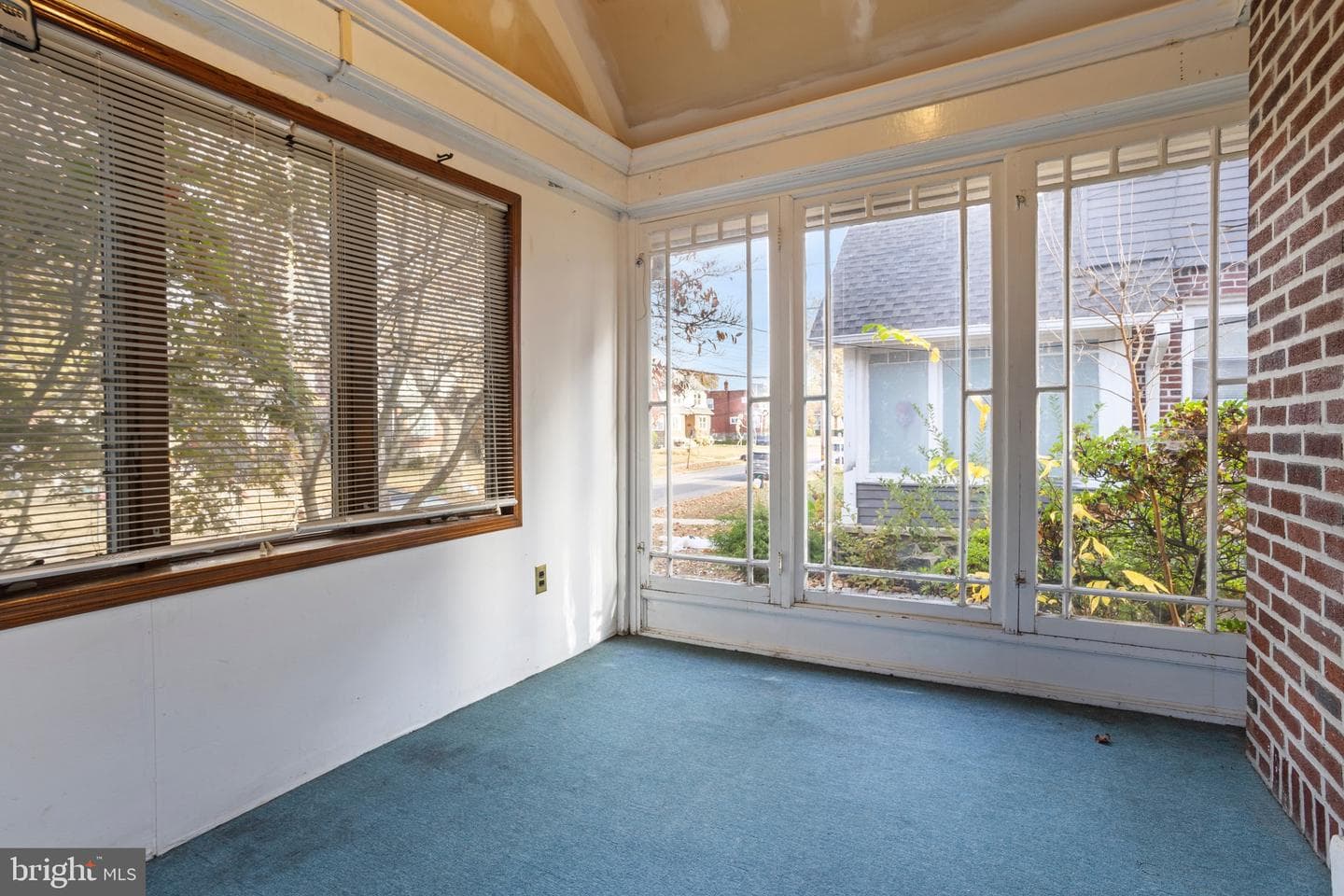 732 16th Avenue photo 3