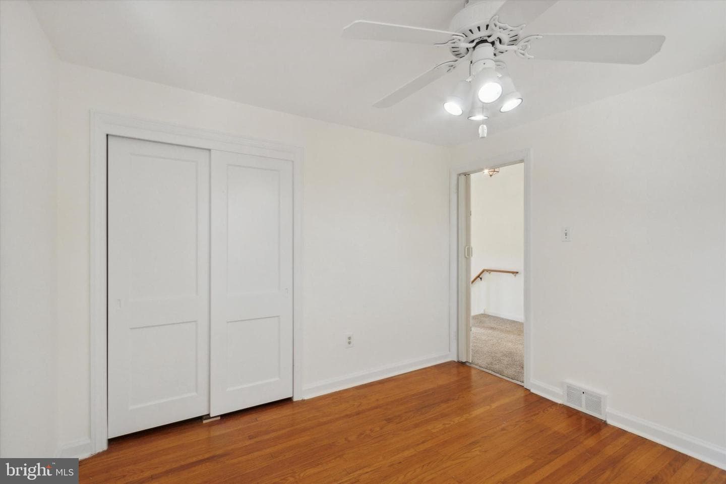 709 Tasker Street photo 18