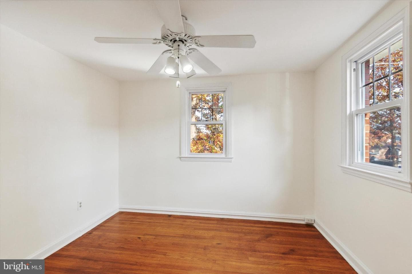 709 Tasker Street photo 19