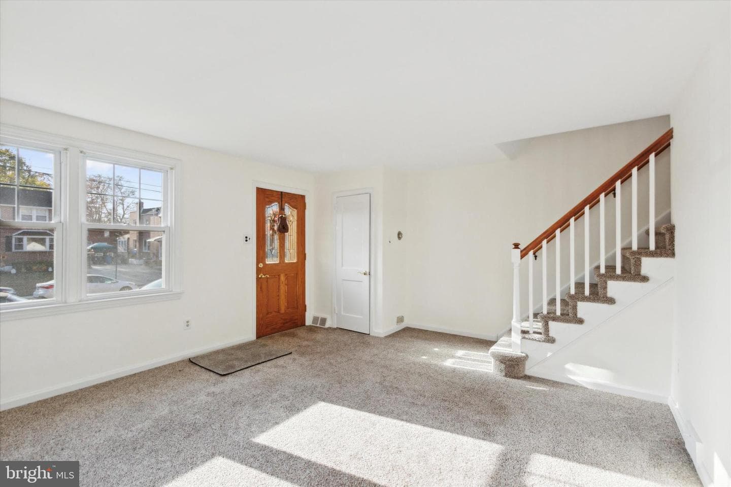709 Tasker Street photo 4