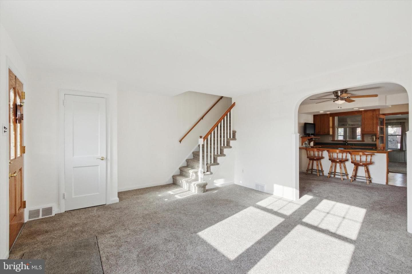 709 Tasker Street photo 5