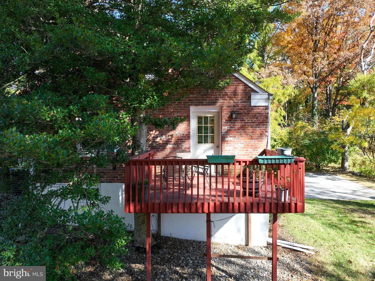 233 Sinkler Drive photo 35
