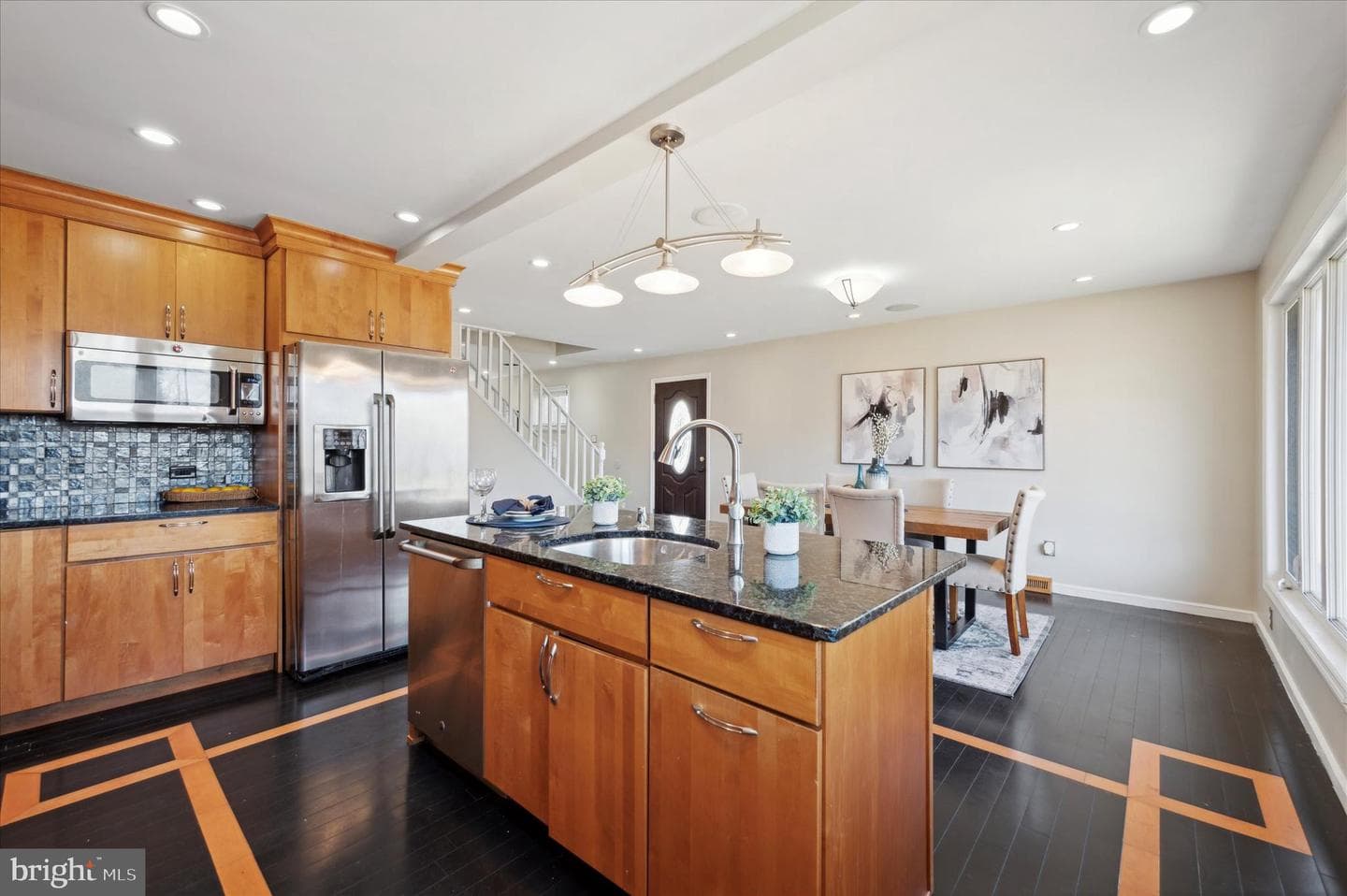 513 Lee Road photo 8