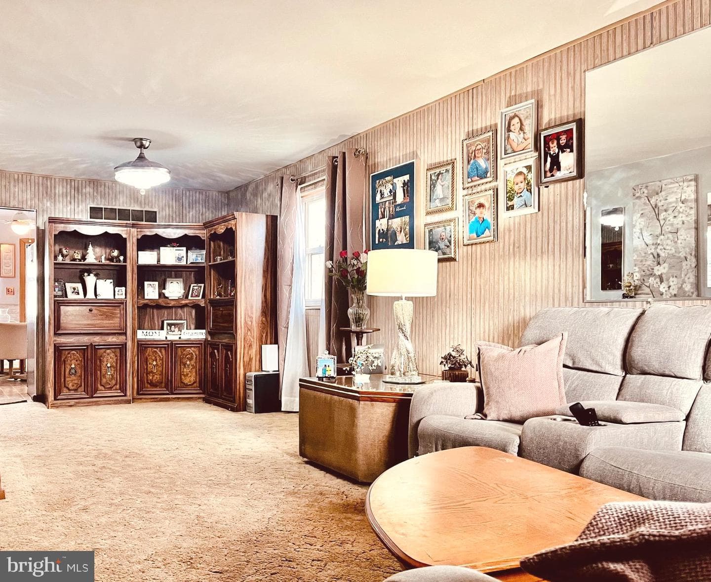 727 Mount Vernon Avenue photo 4