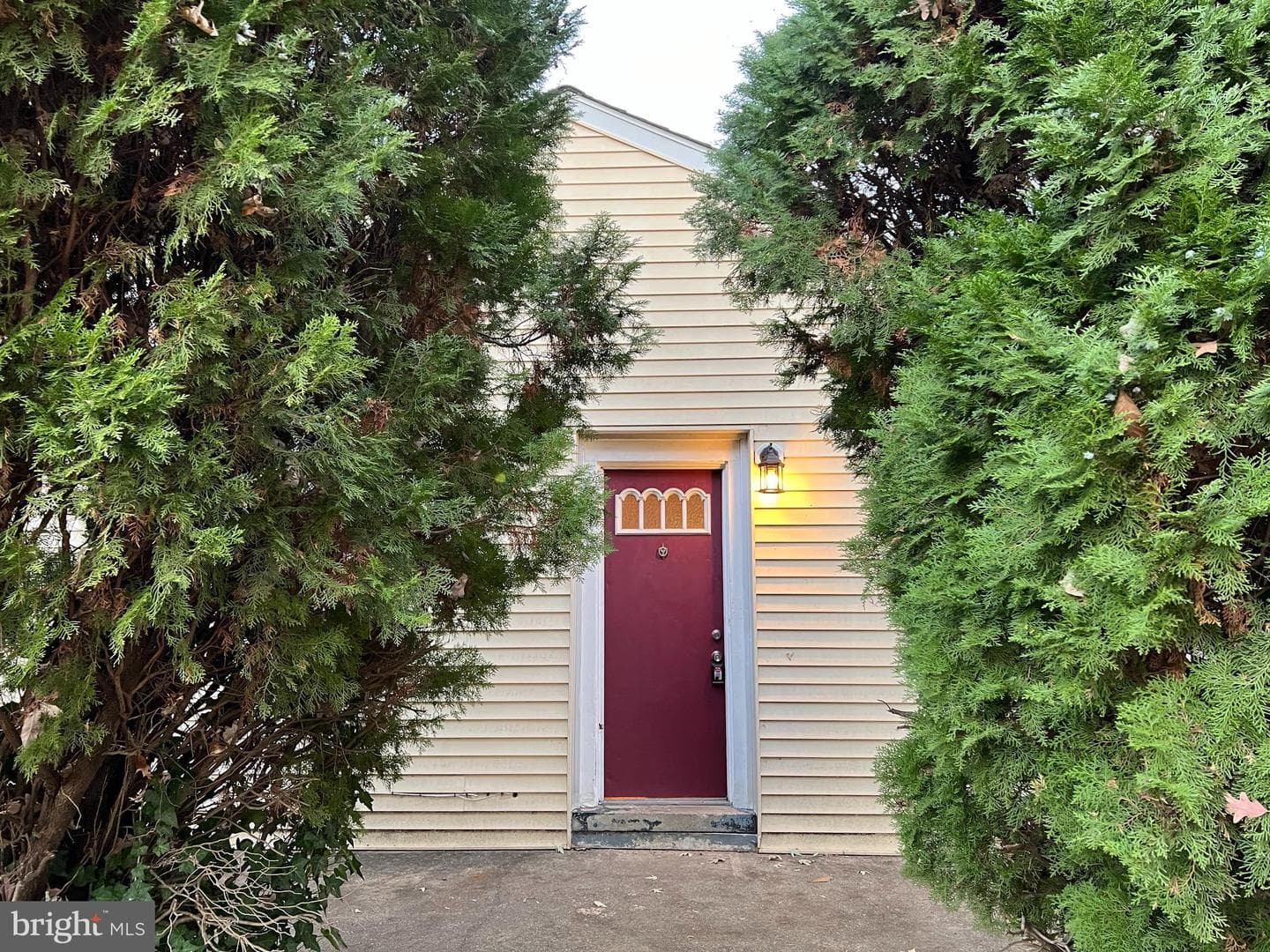 706 Madison Court photo 1
