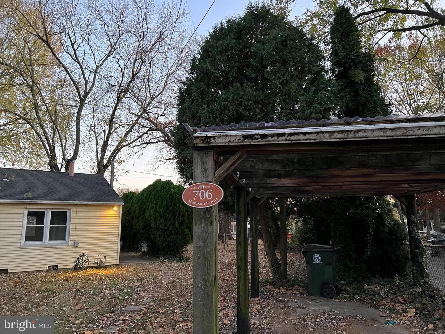 706 Madison Court photo 3
