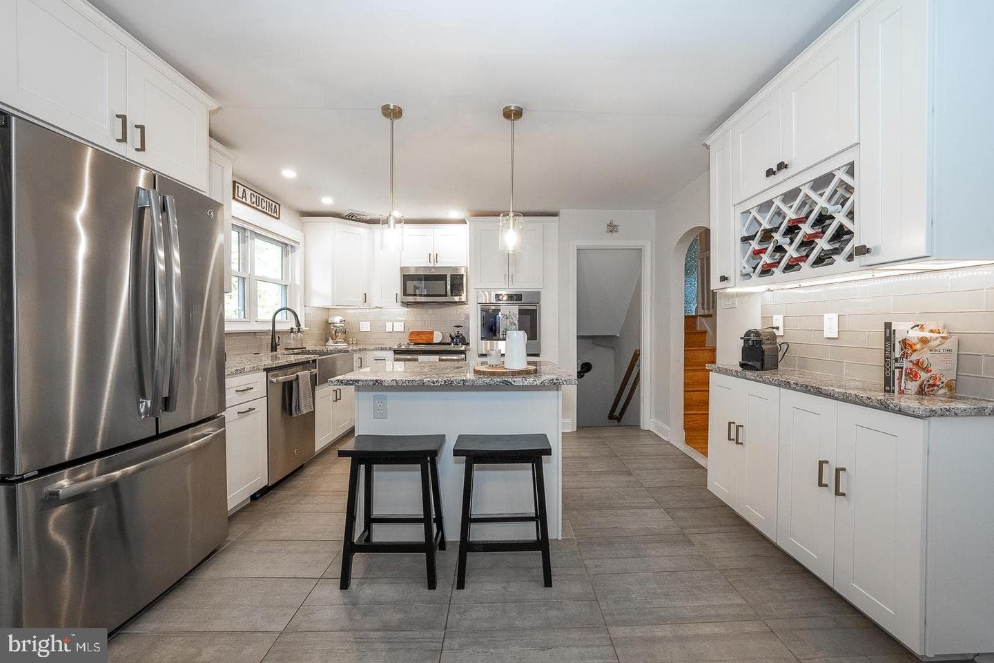 611 Tennis Avenue photo 10
