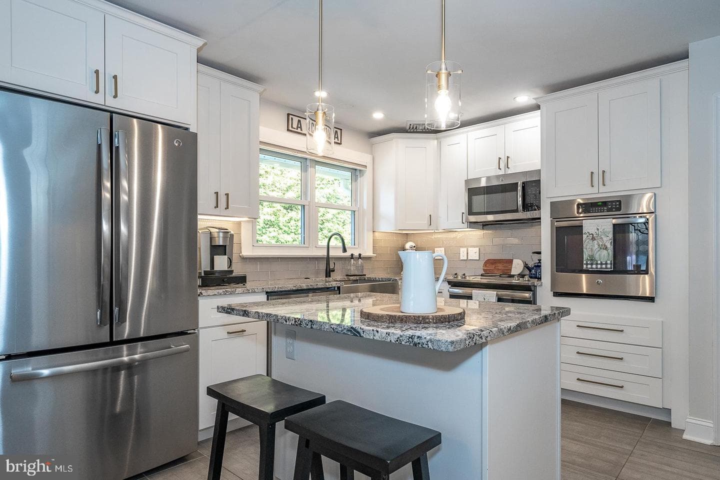 611 Tennis Avenue photo 13