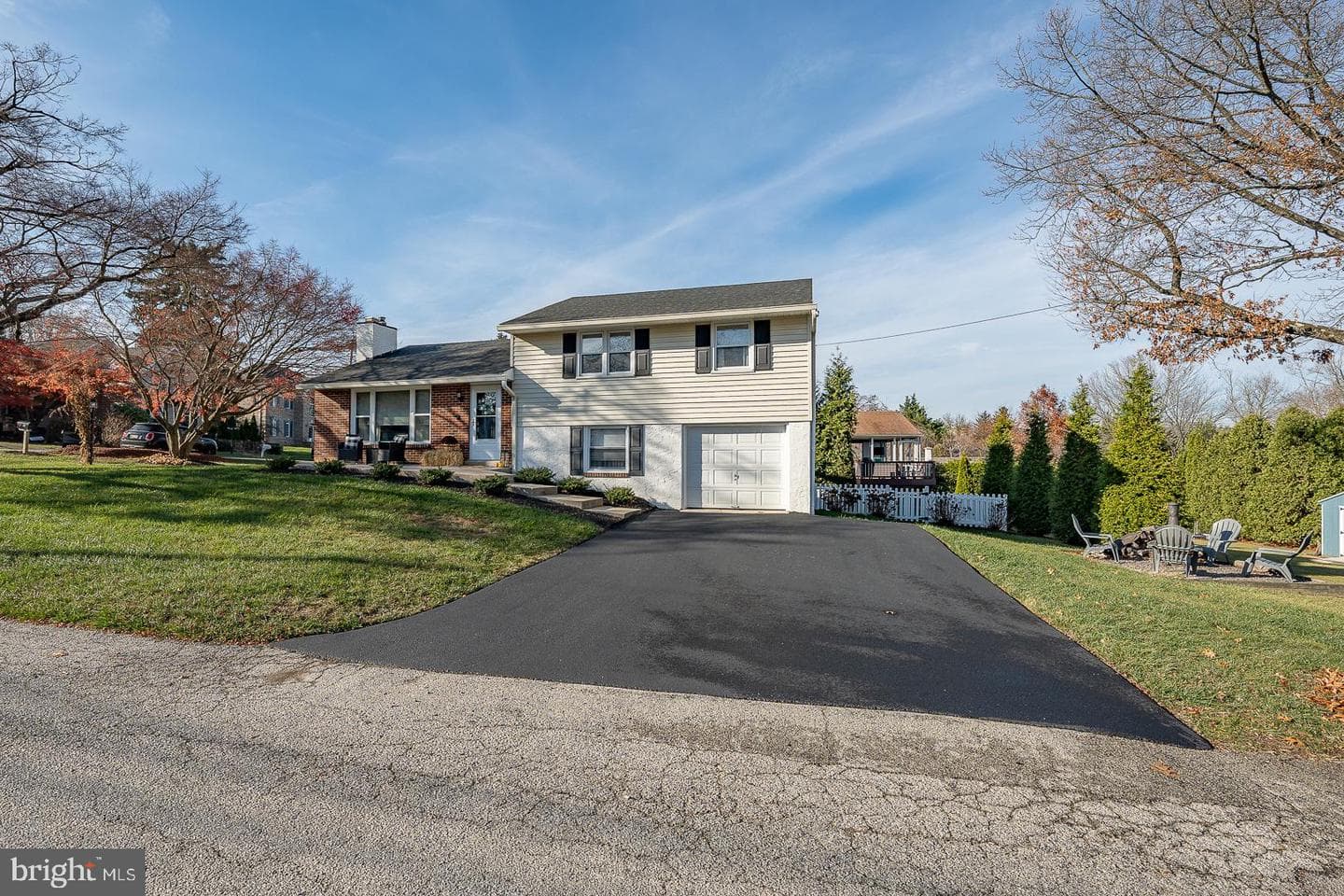 611 Tennis Avenue photo 34