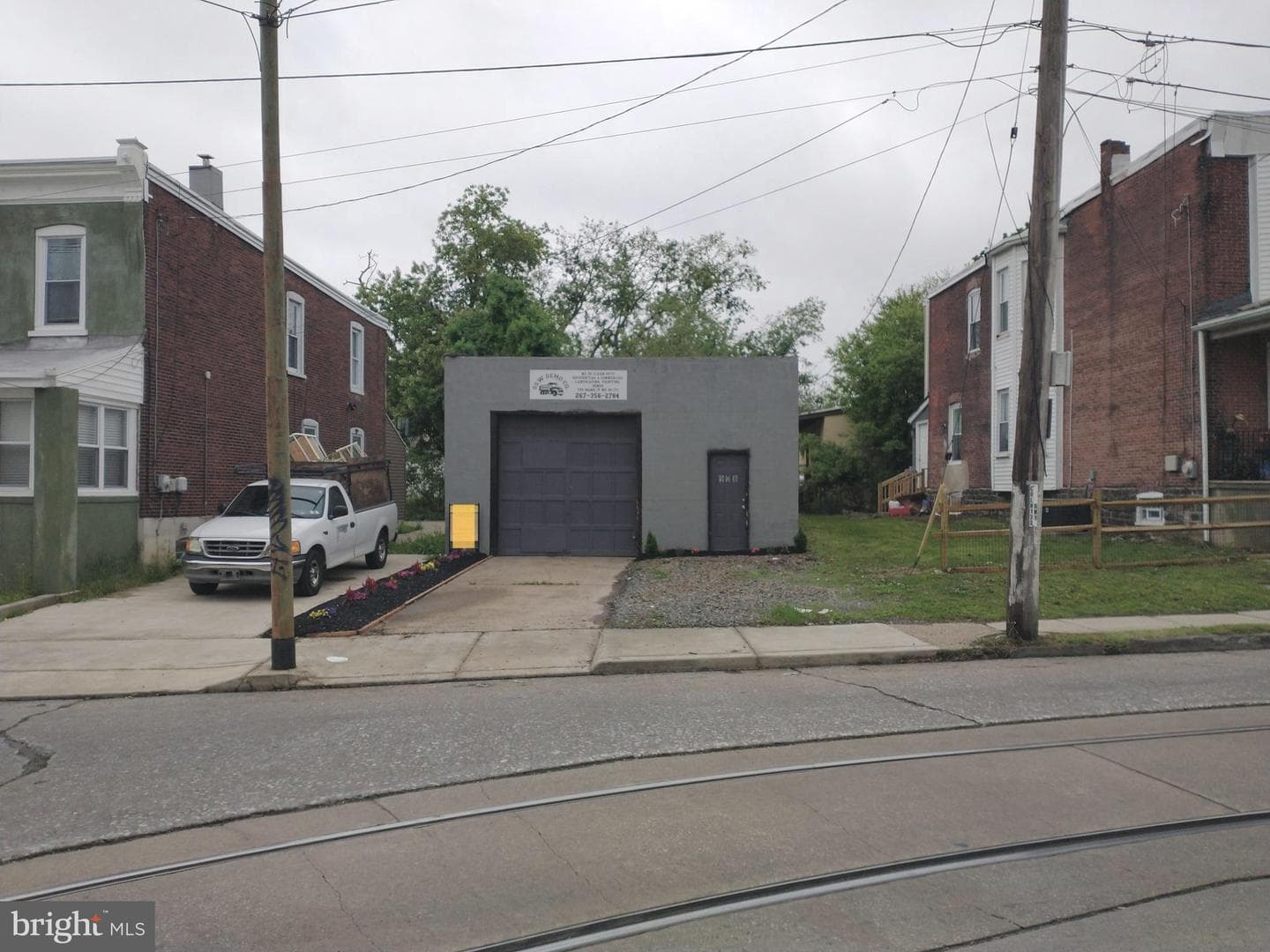 908 Cedar Avenue photo 2