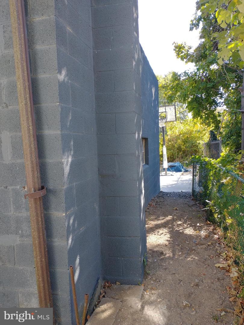 908 Cedar Avenue photo 7