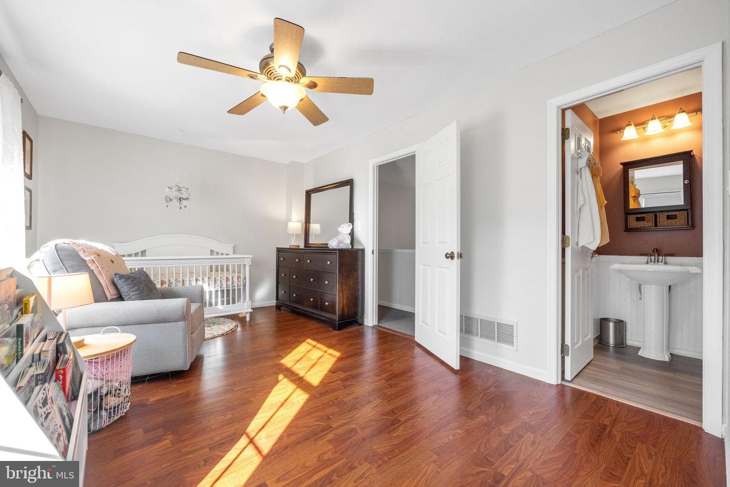 75 Talbot Court photo 17