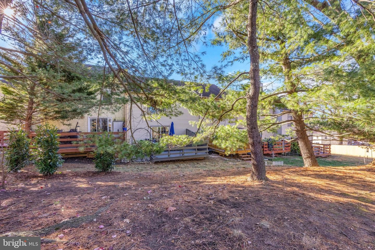 75 Talbot Court photo 26