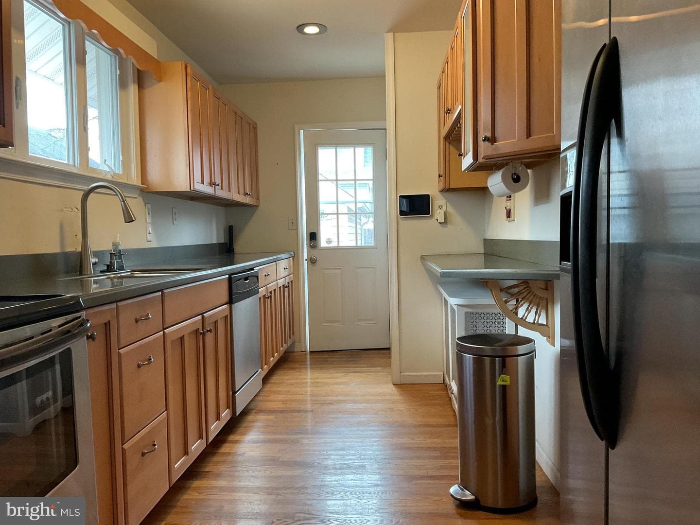 3623 Berry Avenue photo 6