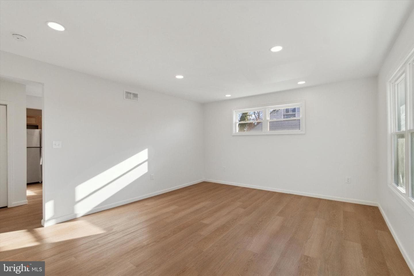 3757 6th Street photo 3