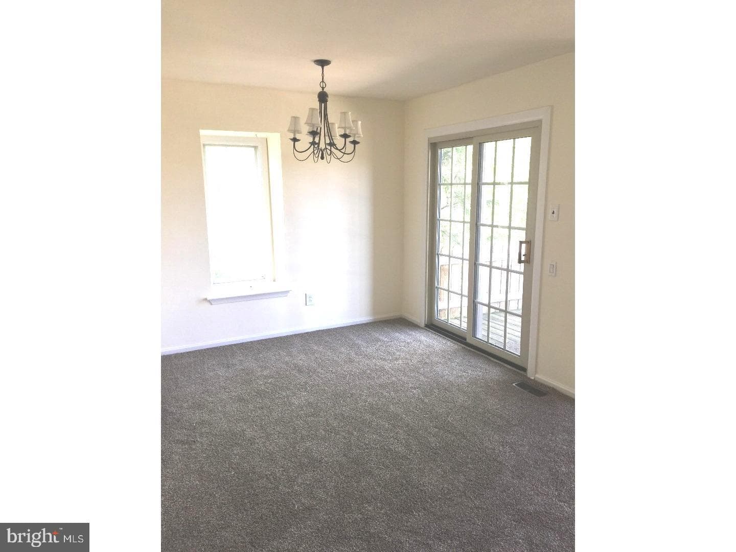 19 Northgate Village photo 4