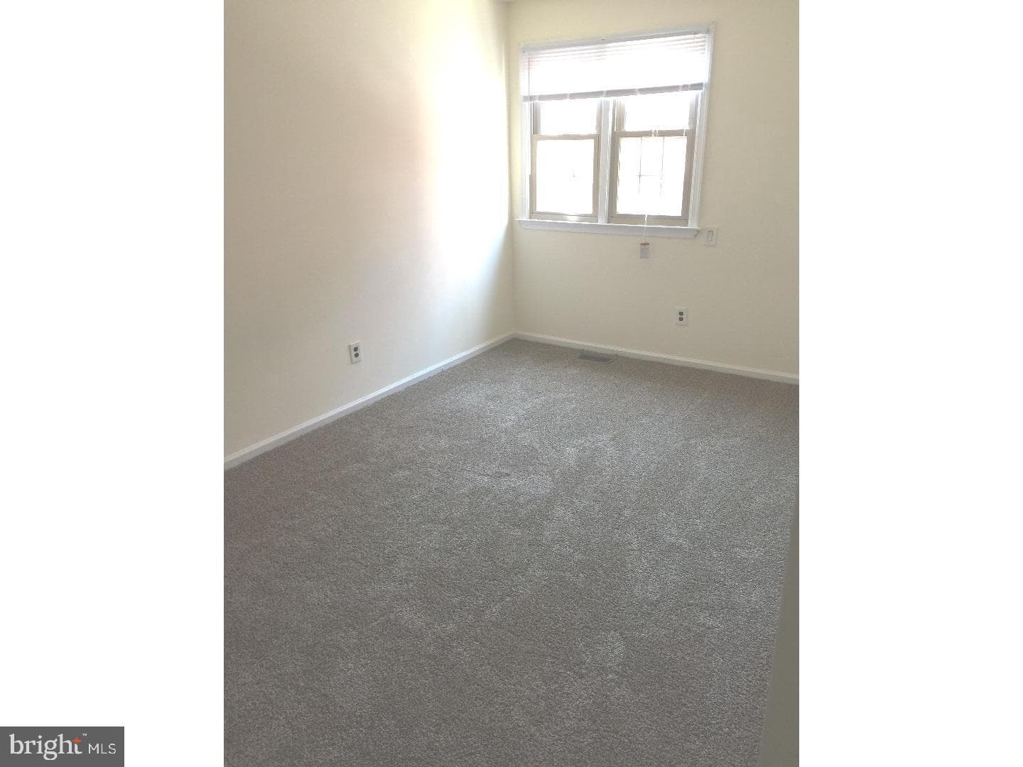 19 Northgate Village photo 8
