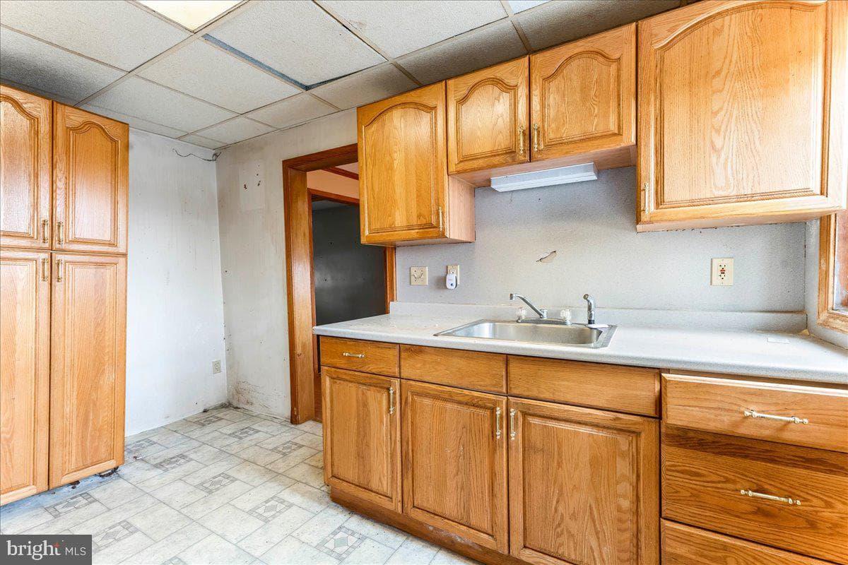 1119 Sterling Avenue photo 8