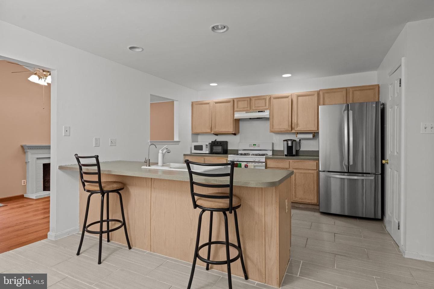 141 Marie Circle photo 1
