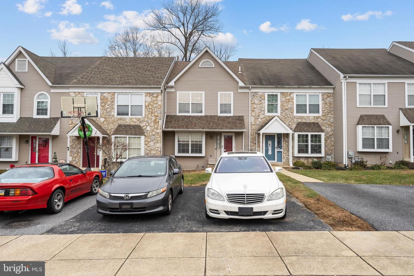 141 Marie Circle photo 4