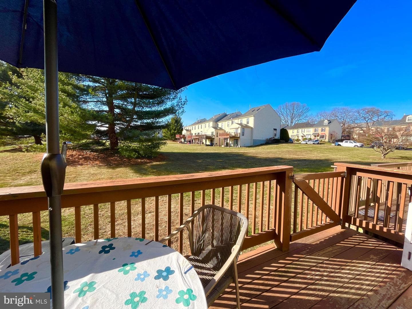209 Aucott Road photo 29