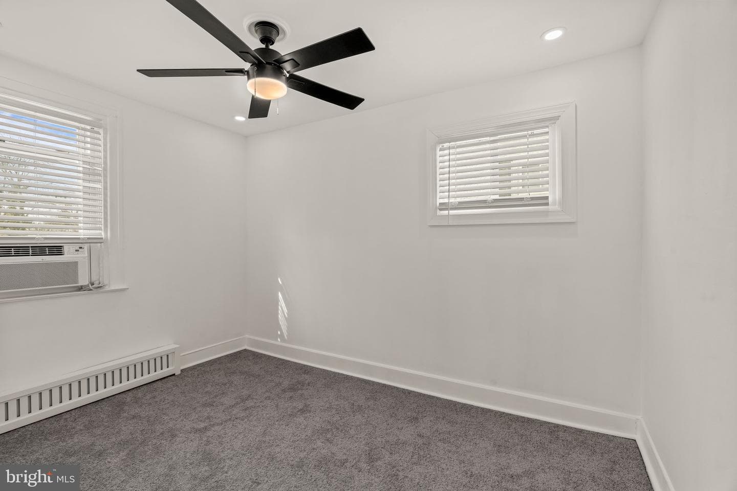 826 Rundale photo 14