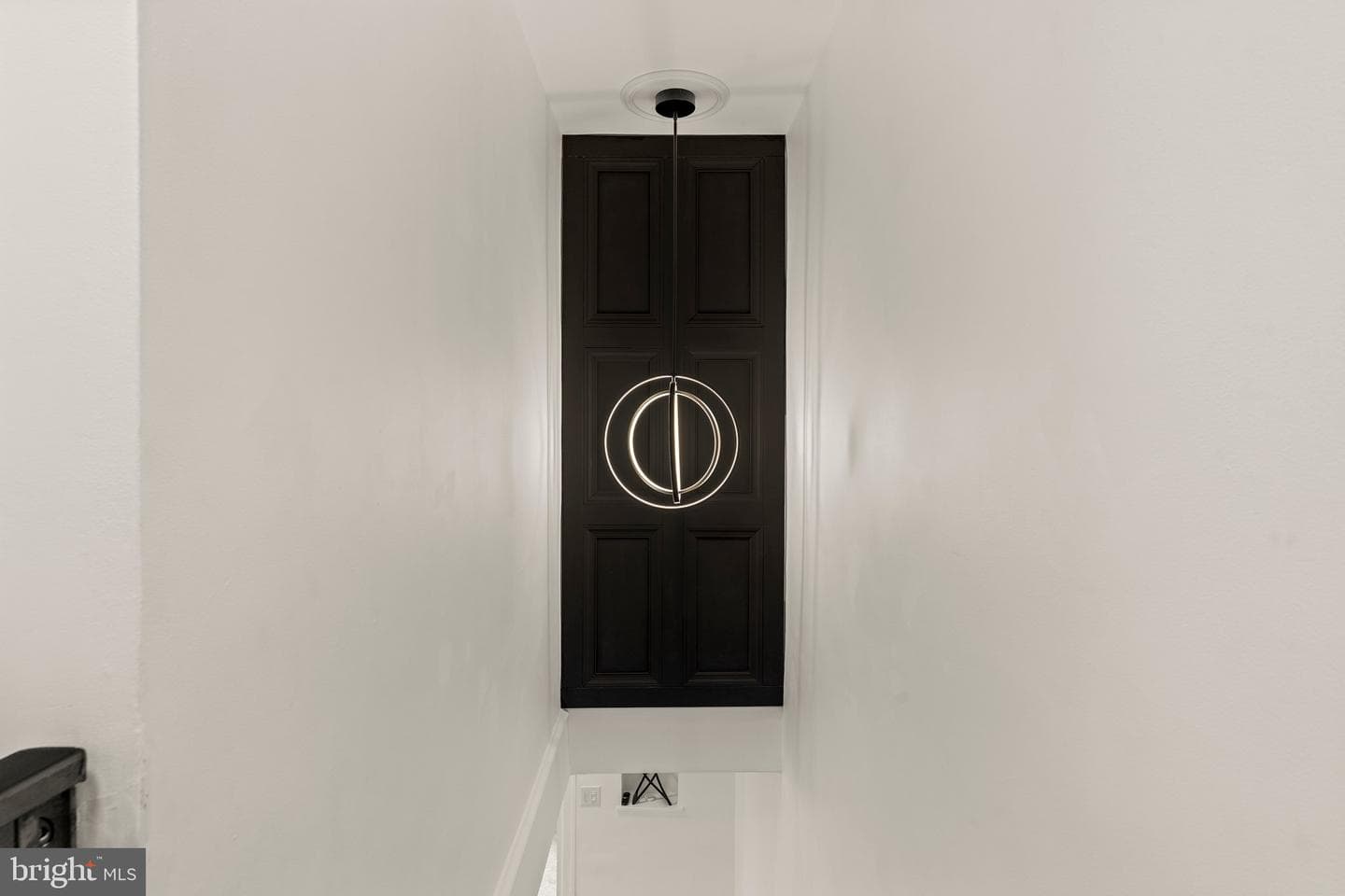 826 Rundale photo 7