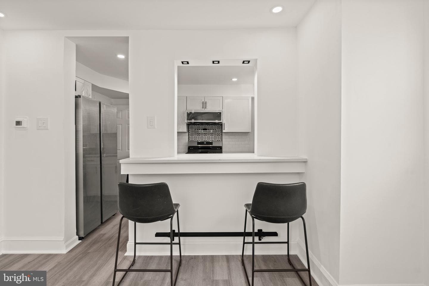 826 Rundale photo 9
