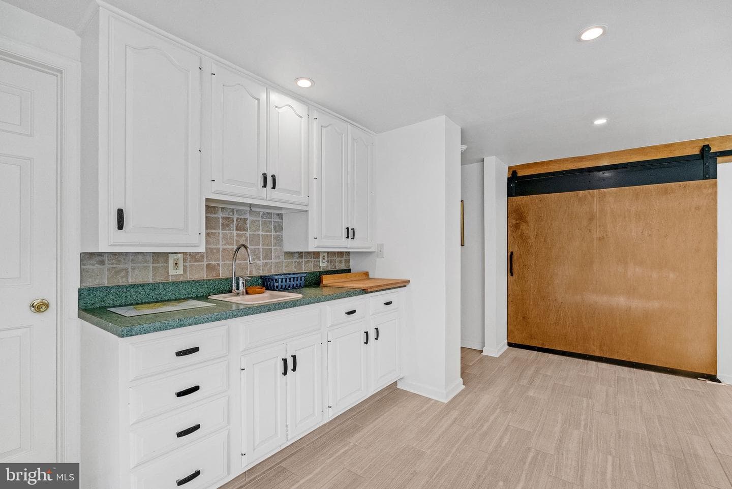 5 Forrest Lane photo 34