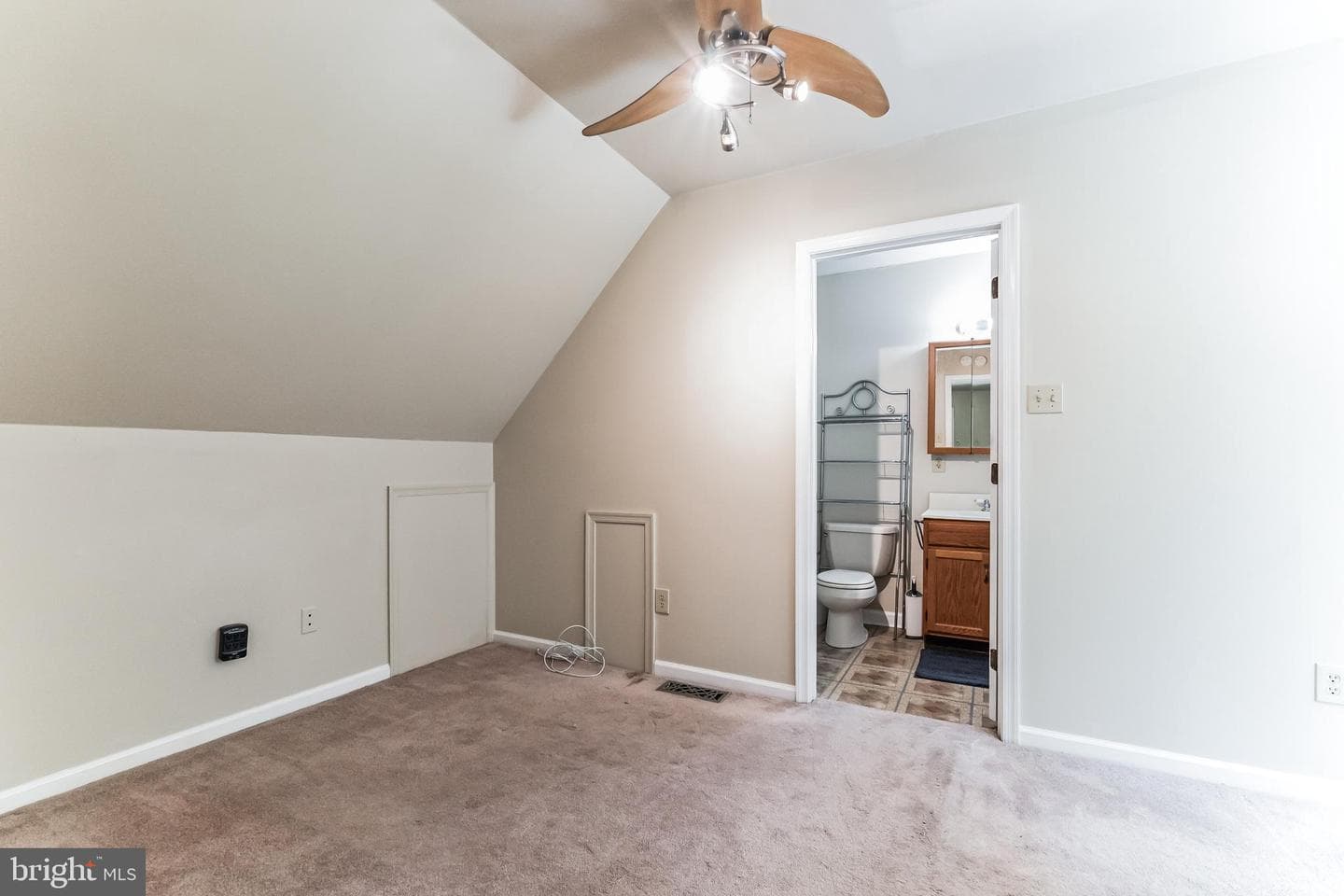 5 Forrest Lane photo 37