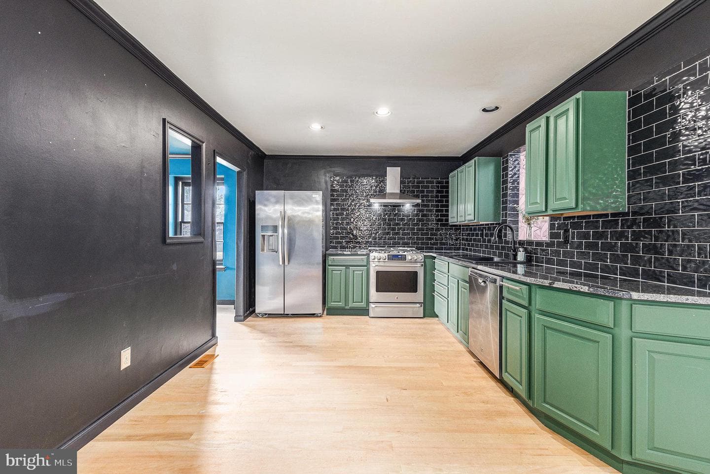 392 Scola Road photo 19